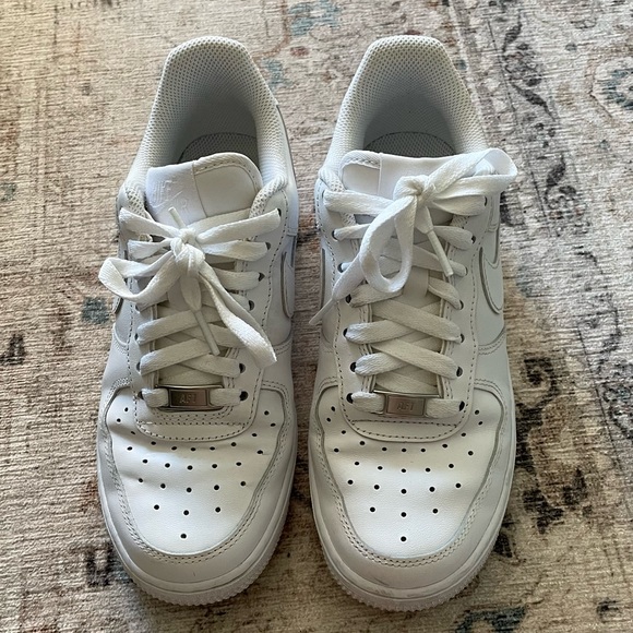 Nike Shoes - Nike Air Force 1